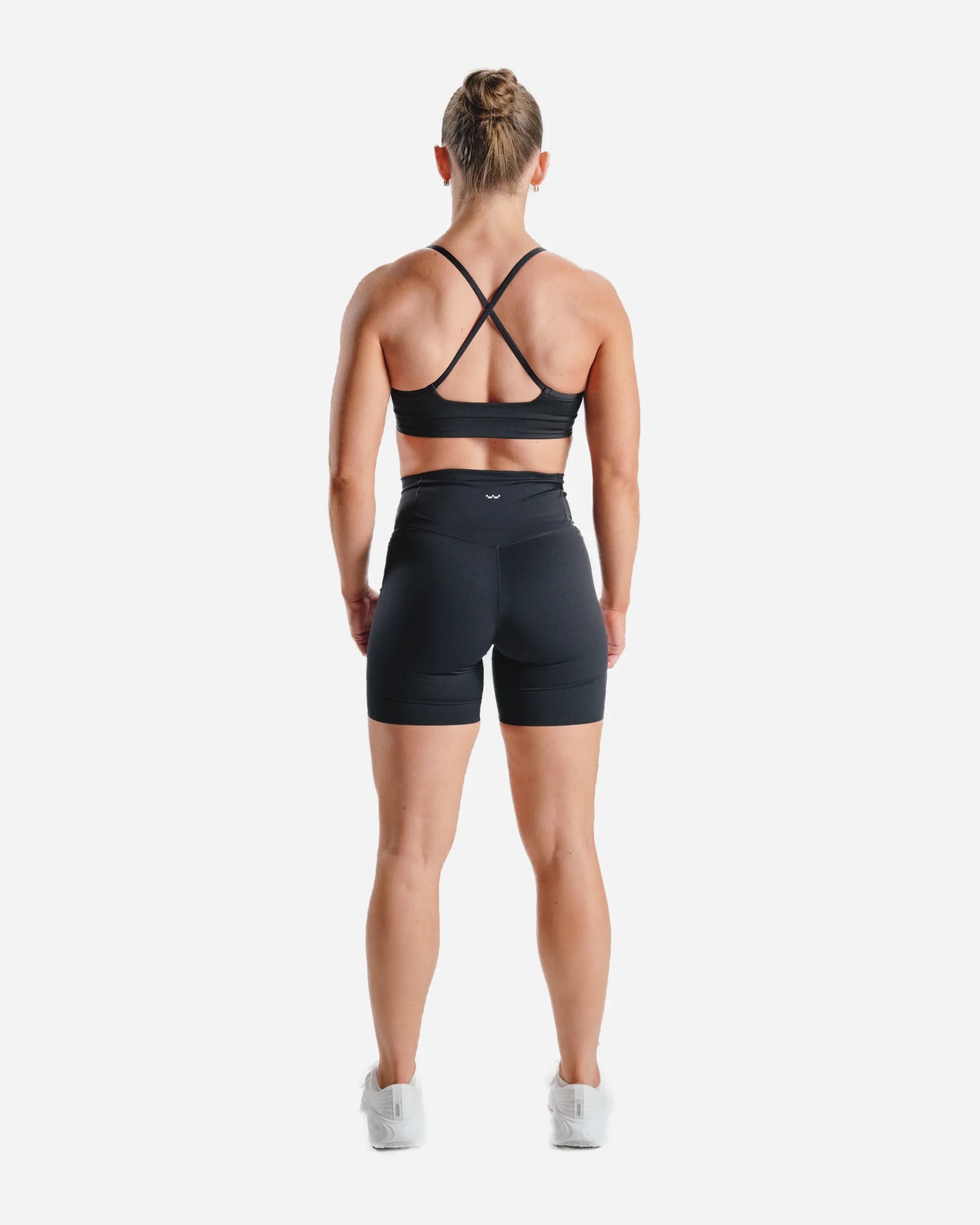 W. FUNKSJONELL SHORTS